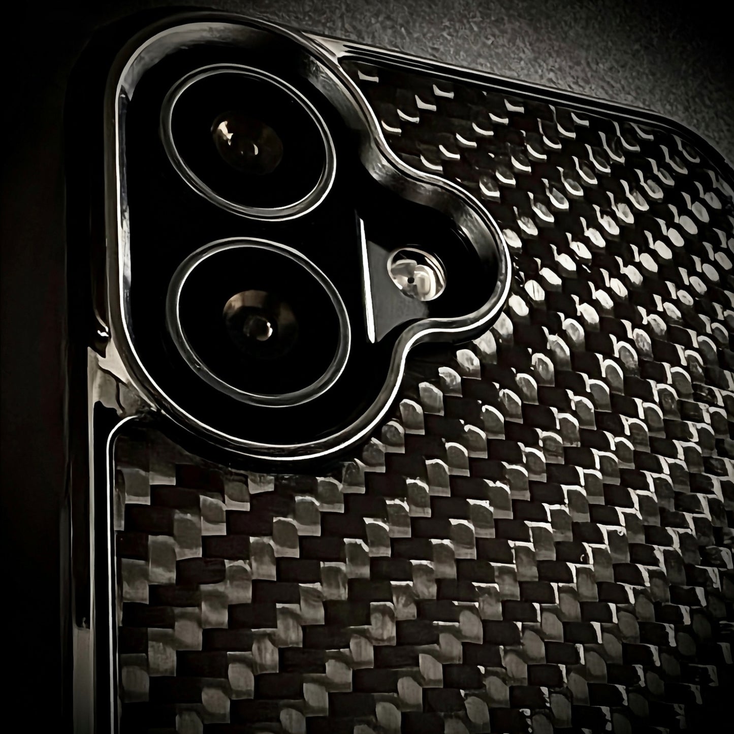 Carbon fiber phone case camera detail